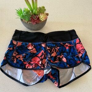 Lululemon blue/coral patterned speed short